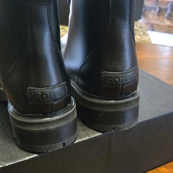 Sorel Black Lace-Up Women's Boots - Picture 4 of 11